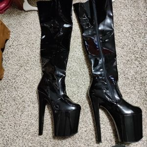 Please adore-3000 boots